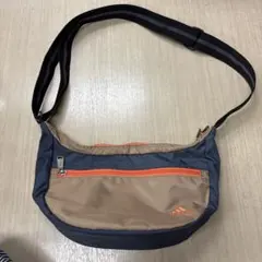 adidas ショルダーナイロンバッグ ベージュ/チャコールグレー/オレンジのサムネイル