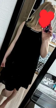 シンプル.ブラックひざ丈ワンピース★