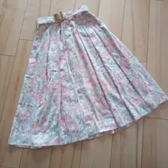 レトロな花柄のスカート（ハンドメイド）
