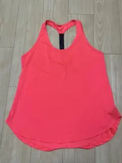 Old Navy Active タンク トップのサムネイル