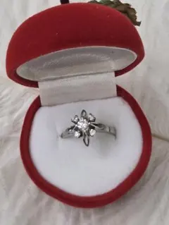 Pt900/K18エメラルド0.27ct ダイヤ0.13ct コンビリング 指輪 - メルカリ