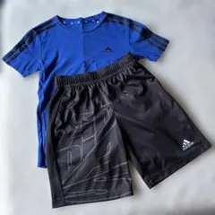 adidas Tシャツとショートパンツセット