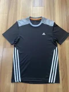 adidas アディダス Tシャツ ブラック Mサイズのサムネイル