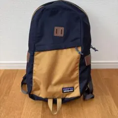 新品未使用Patagonia バックパック リュック ネイビー×イエローのサムネイル