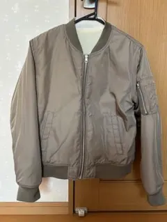 アースミュージック&エコロジー　リバーシブル　アウター　Lサイズ　レディース