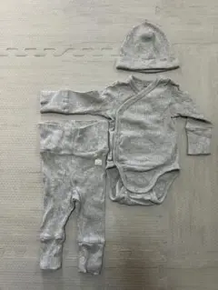 H&M グレー ロンパース　セットアップ
