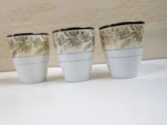 湯飲み 3個セット 　湯呑み　レトロ　アンティーク風