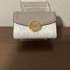 ☆開店セール☆新品未使用 美品 マイケルコース レザー×モノグラム キーケース③