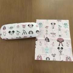 ディズニー　眼鏡ケース　眼鏡拭き付き