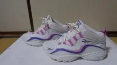 Reebok スニーカー ホワイト/ピンク/パープル