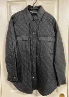 フェイクレザーキルティングジャケット、パンツのセットアップ　ZARA