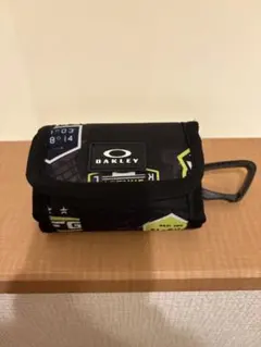 OAKLEY ゴルフボール用ポーチ カラビナ付き