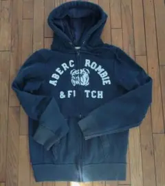 Abercrombie & Fitch ネイビー Ｌ