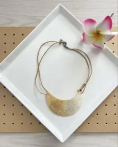 Item thumbnail for item fb1a3843-489a-4b36-a4b9-b4c8371d2c2e