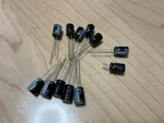 電解コンデンサ 220μF 6.3V 複数個 - メルカリ