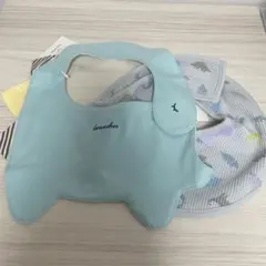 新品タグ付き ブランシェス 恐竜 スタイ