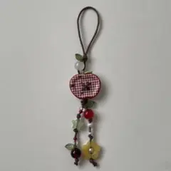 ビーズキーホルダー りんご 赤 ②
