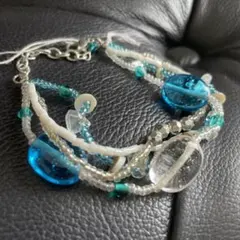 ガラスと貝とビーズの涼しげブレスレット