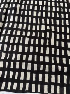 soracheck ブラック　30×30 はぎれ　ミナペルホネン