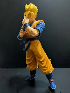 ドラゴンボール　孫悟飯　フィギュア