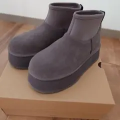 UGG グレー 厚底ムートンブーツ 24 7