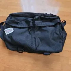 FREDRIK PACKERS メッセンジャーバッグ ブラックのサムネイル