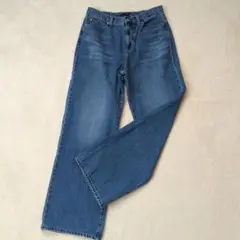 ユニクロ　ワイドストレートジーンズ　26(66cm)