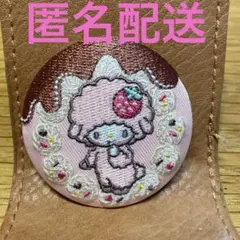 【匿名配送】サンリオ刺繍缶バッジ　ビスケット4 マイスイートピアノ