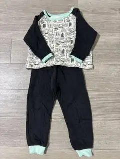 破れあり　西松屋　腹巻き付き　キルティングパジャマ　110cm 男の子　 長袖