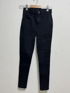 AMERICAN EAGLE ブラック スキニーパンツ