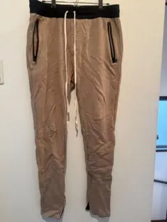 Item thumbnail for item cb577f8a-63e3-48f2-9513-ee9b2d77e8b8