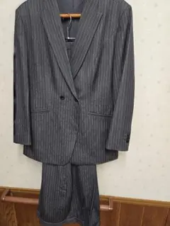 レディース　スーツ