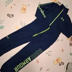 美品　UNDER ARMOUR　セットアップ　ウインドブレーカー　ネイビー×緑
