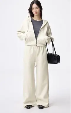 GU パフスウェットバギーパンツ　ホワイト S