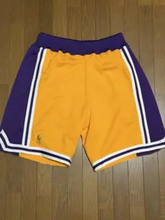 【上位スペック】ミッチェル&ネス レイカーズ オーセンティック バスパン 黄紫のサムネイル