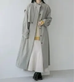 LOWRYSFARM トレンチコートのサムネイル