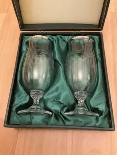 ボヘミア　ペアワイングラス　チェコ製