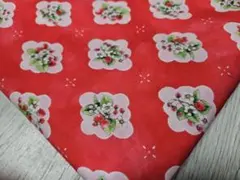 大SALE✨USA fabric ロバートカフマン 30's 復刻柄 いちご柄