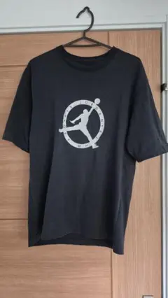 ジョーダン　オフホワイト　tシャツ
