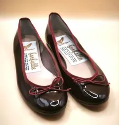 【美品】Farfalle エナメル バレエシューズ 23.5cm