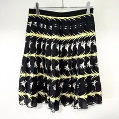 ✨良品✨ ミリー 2 プリーツフレアスカート ミニ きれいめ 総柄 春夏 海外のサムネイル