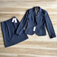 【新品未使用】Diana square ウォッシャブルスーツ　上11号　下9号