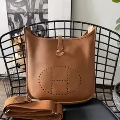 HERMES エルメス 3PM エヴリン Ⅲ 29 最終値下げ 新品未使用 新品)HERMES エルメス エヴリン 3 PM 29 トリヨンクレマンス ノワール