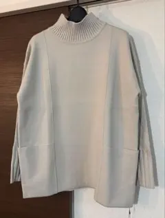 MEDOCポケットハイネックニットヤマダヤライトグレー