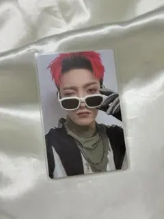 ATEEZ ホンジュン outlaw bouncy 封入