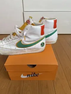 Nike Blazer Mid ホワイト/イエロー/グリーン/レッド