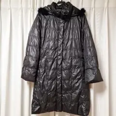 フード付き　ブラック　コート