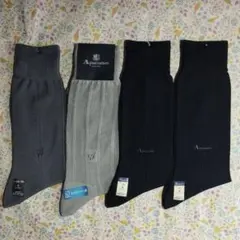 【未使用】アクアスキュータム／Aquascutum 『ビジネスソックス／４足』のサムネイル