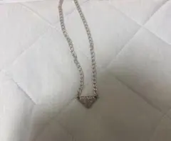 PRADA トライアングルロゴ ネックレス