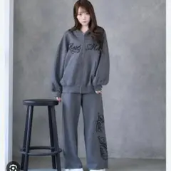 ロゼミューズ　スウェット　logo 3d embroidey pants
